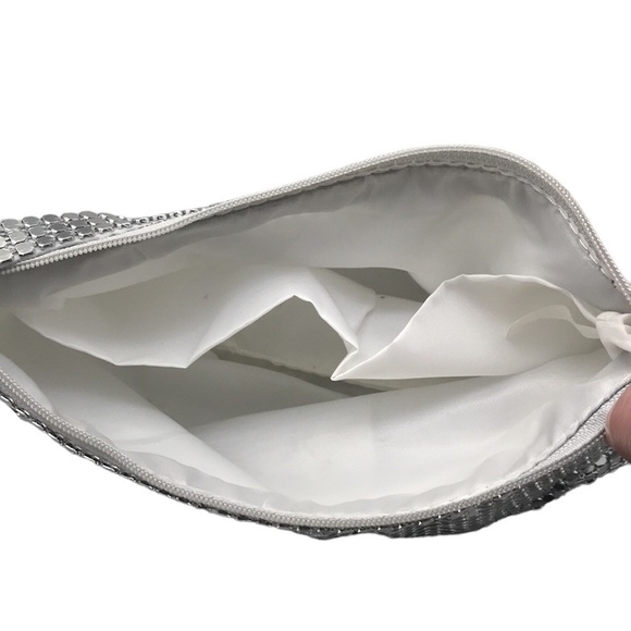 Anne Klein Silver Metal Mesh open Toe Heels SIze 8.5 With Matching Purse - Picture 10 of 12